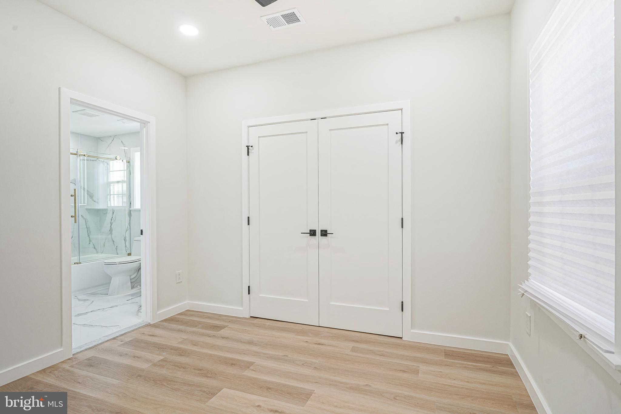 1145 Tasker Street Philadelphia, PA 19148 - Photo 16 of 58 a view of an empty room