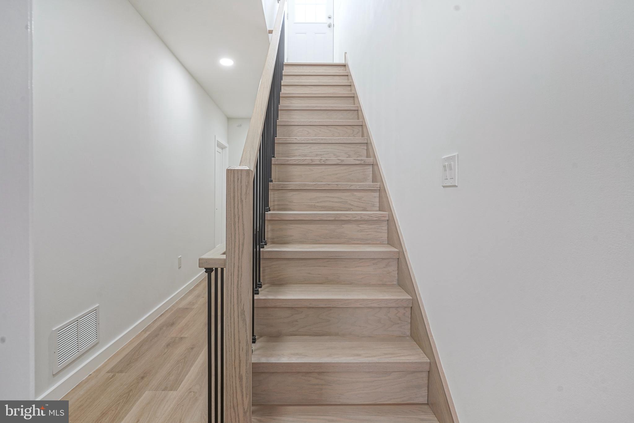 1145 Tasker Street Philadelphia, PA 19148 - Photo 36 of 58