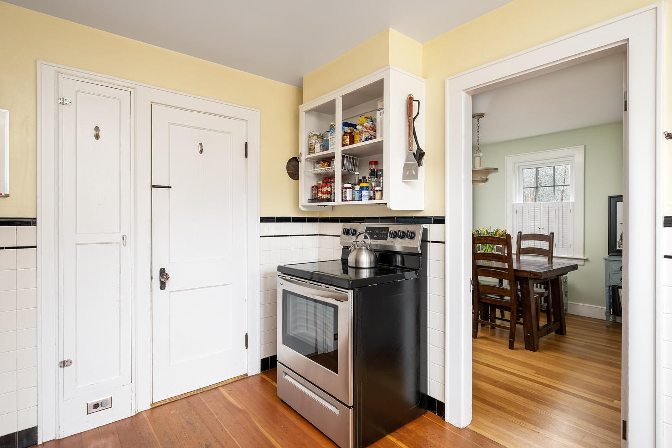 60 Haley Road Kittery, ME 03904 - Photo 16 of 25 Kitchen t Dining Room