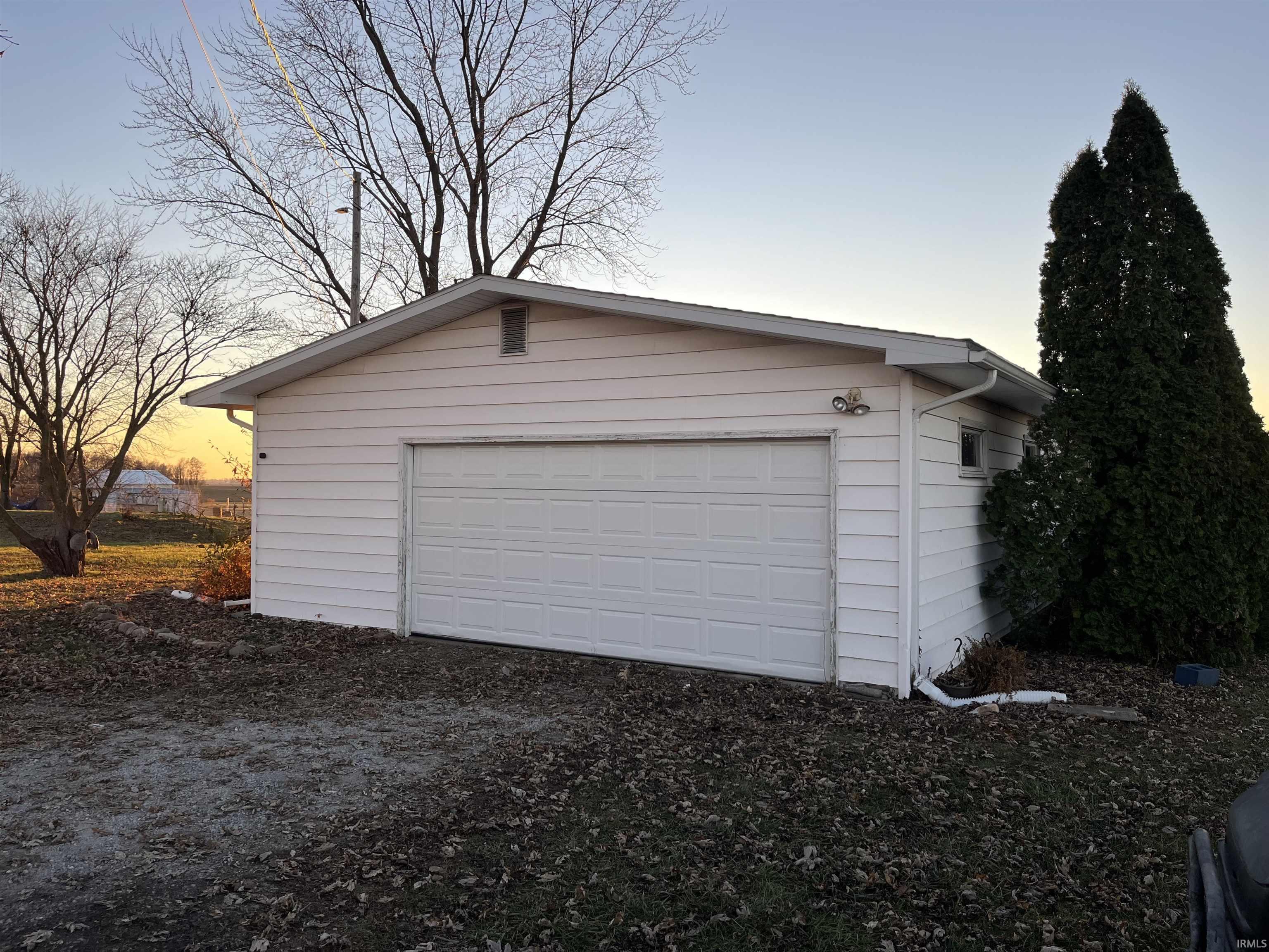 2071 Hoover Road Urbana, IN 46990 - Photo 17 of 20