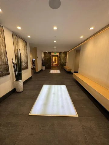 $3,500 | 90 Southwest 3rd Street, Unit 3901, Miami, FL 33130