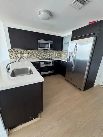 $3,500 | 90 Southwest 3rd Street, Unit 3901, Miami, FL 33130