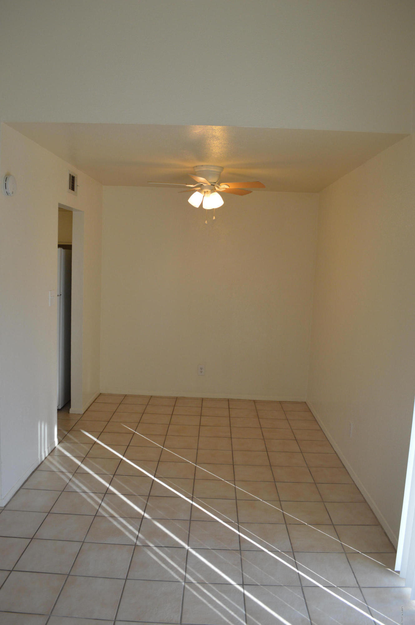 1620 North Wilmot Road, Unit E261 Tucson, AZ 85712 - Photo 4 of 9