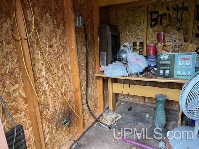 828 North County Road Wakefield, MI 49968 - Photo 31 of 34