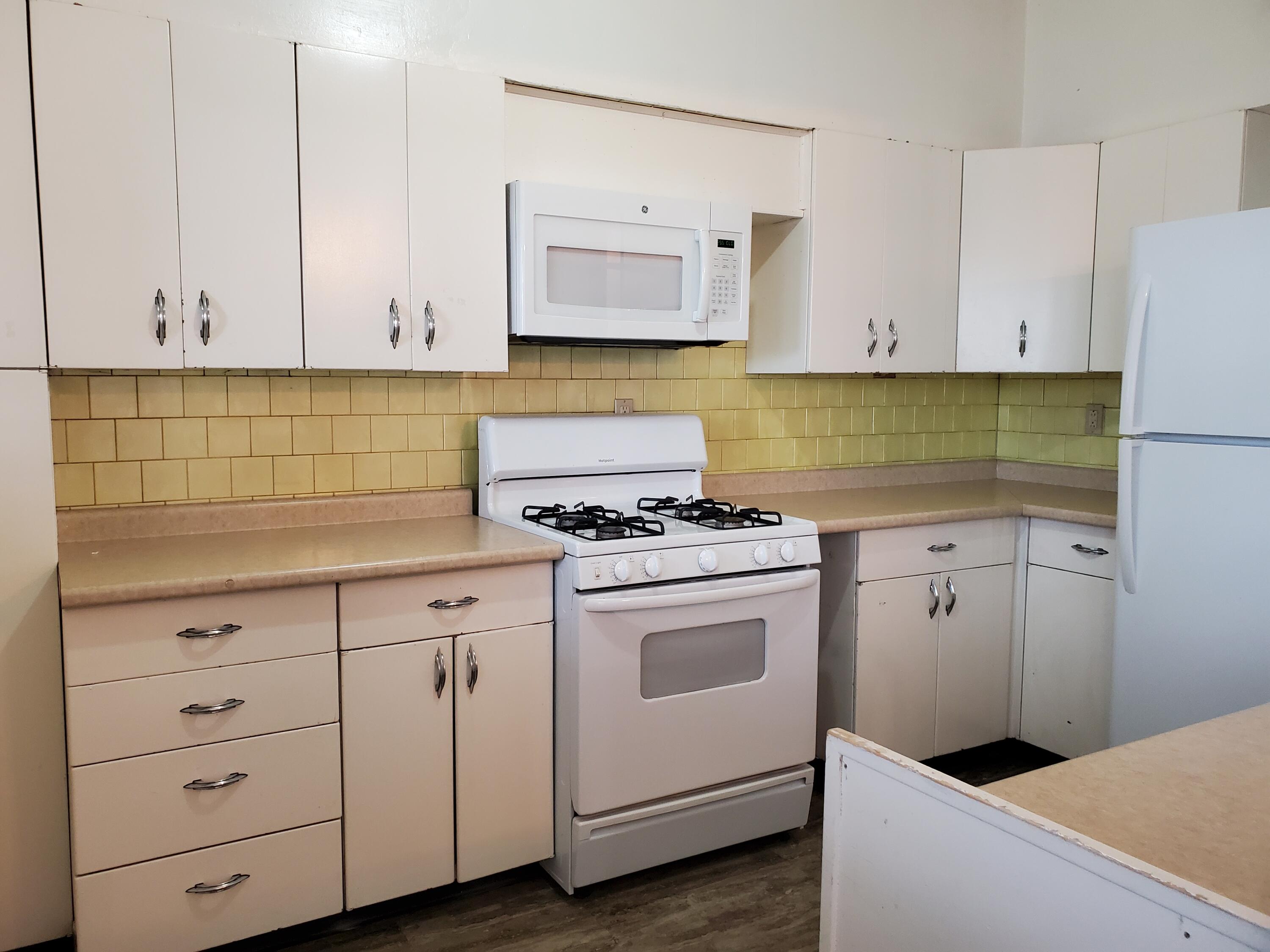 520 South State Street, Unit C St. Joseph, MI 49085 - Photo 7 of 10 7