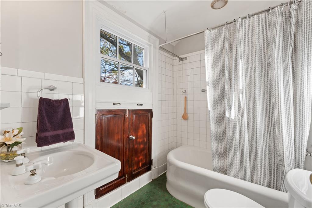 1020 West Kent Road Winston-Salem, NC 27104 - Photo 34 of 50