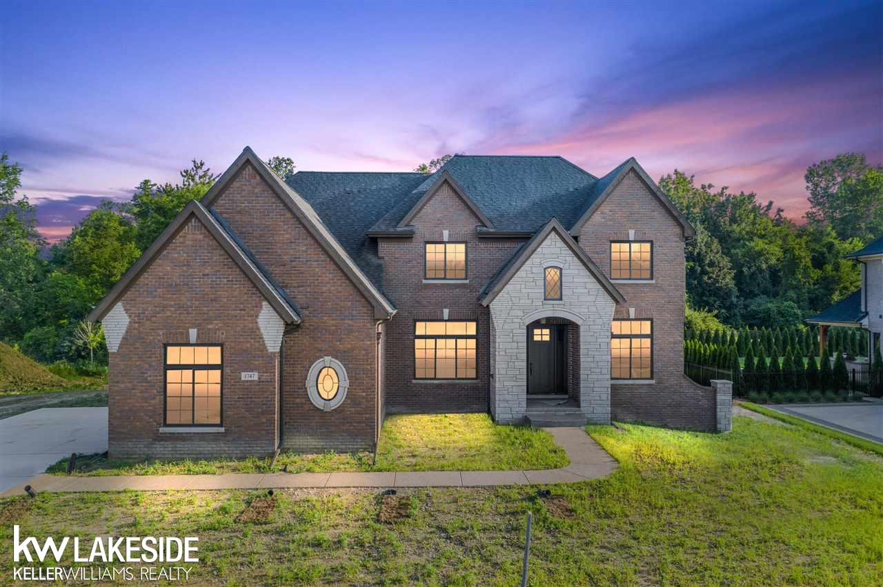 1922 Traceky, Unit 286 Rochester Hills, MI 48306 - Photo 1 of 51