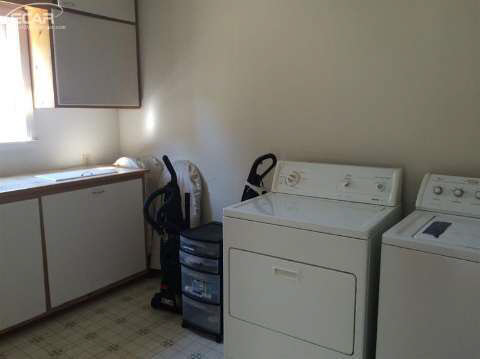 3167 North Belsay Road Flint, MI 48506 - Photo 15 of 33 20421909-14.JPG