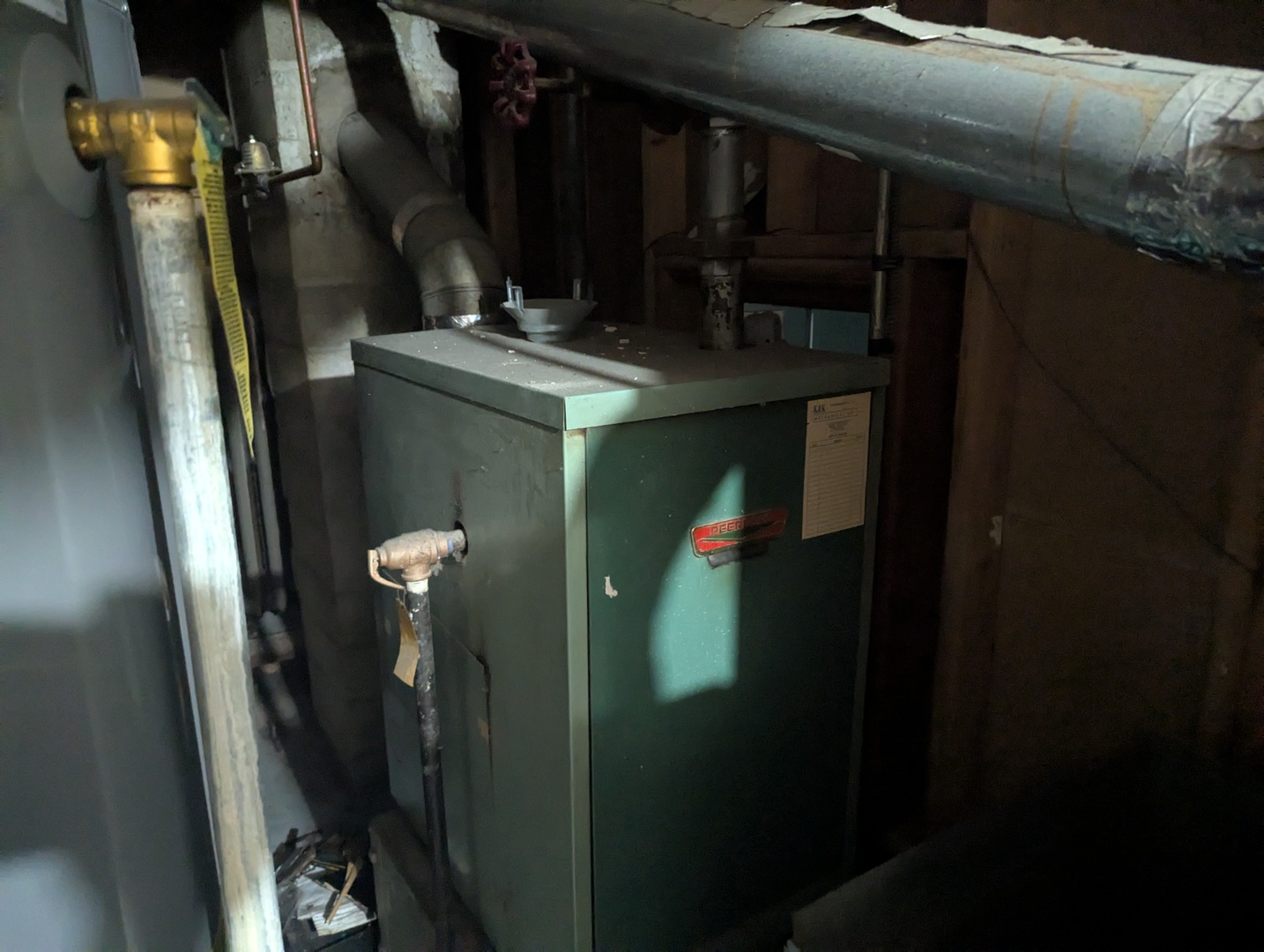 7548 West 61st Street Summit, IL 60501 - Photo 17 of 20 a close view of water heater room