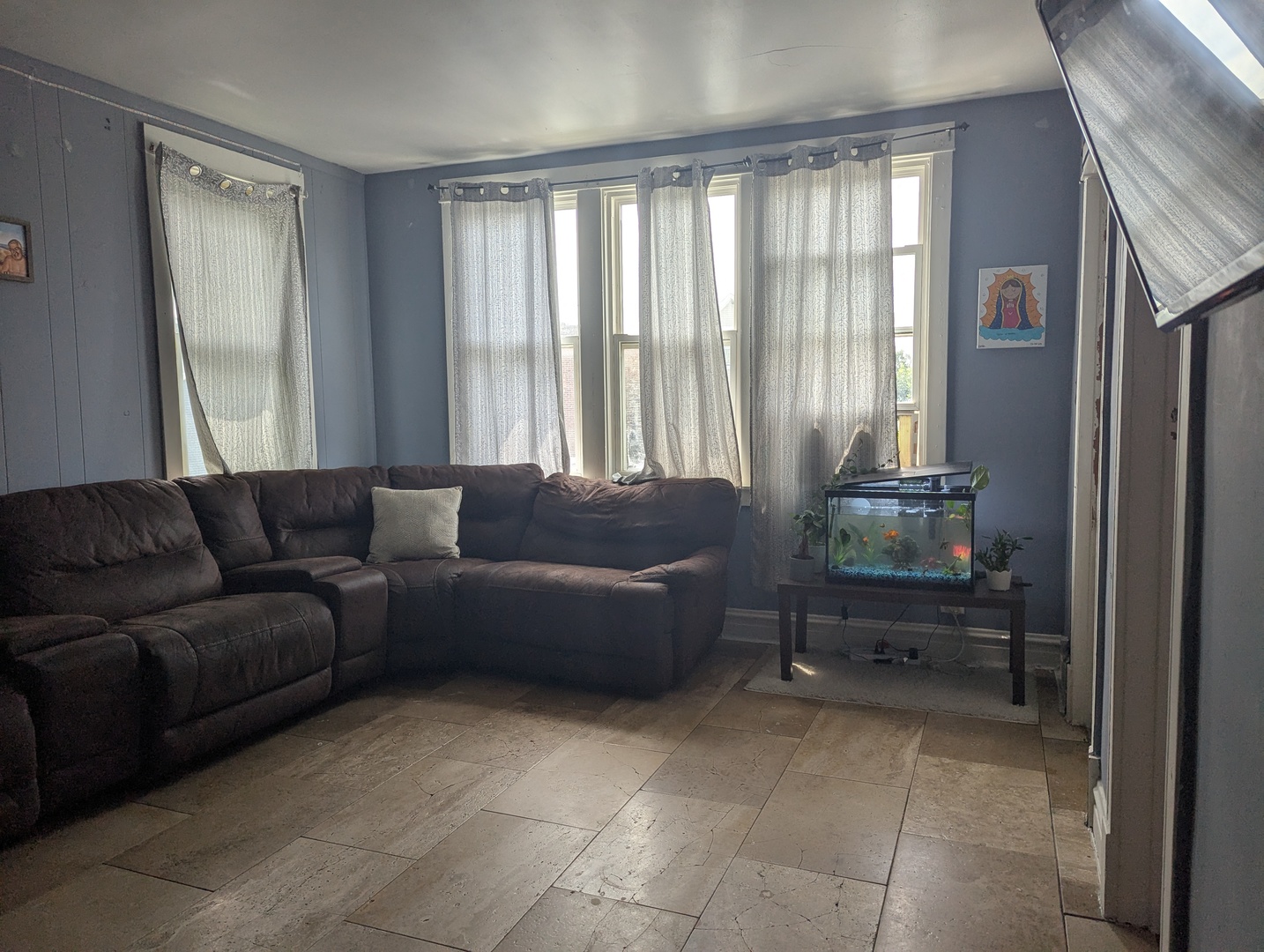 7548 West 61st Street Summit, IL 60501 - Photo 10 of 20 a living room with furniture and a window