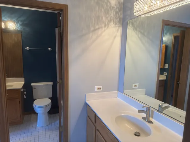 $1,900 | 1236 Sandhurst Lane, Unit 1236, South Elgin, IL 60177