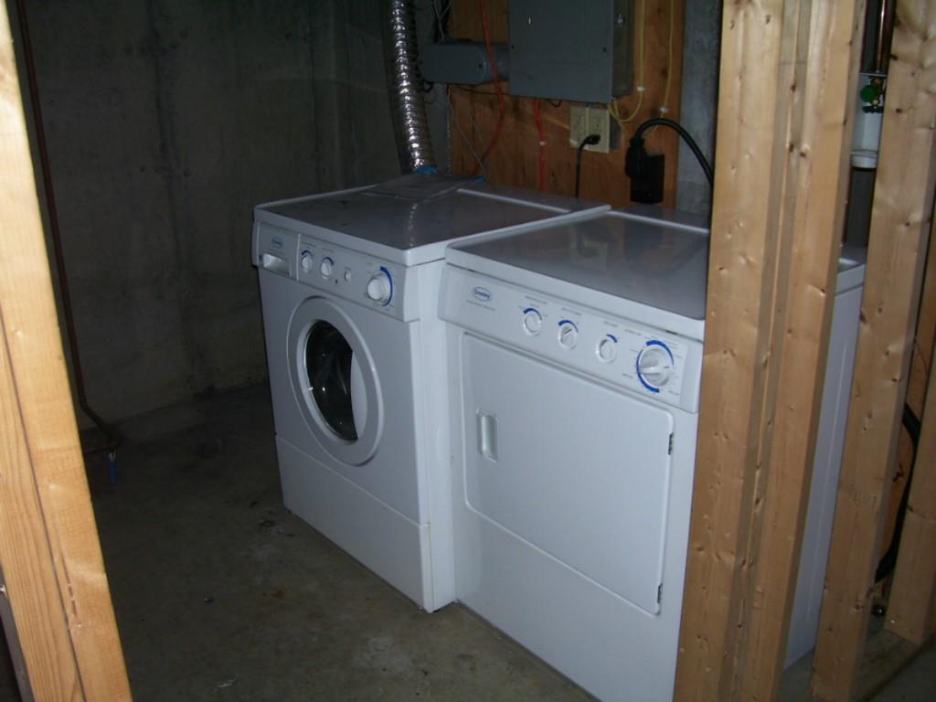 77 Mitchell Pond Road Dedham, ME 04429 - Photo 12 of 13 Laundry area