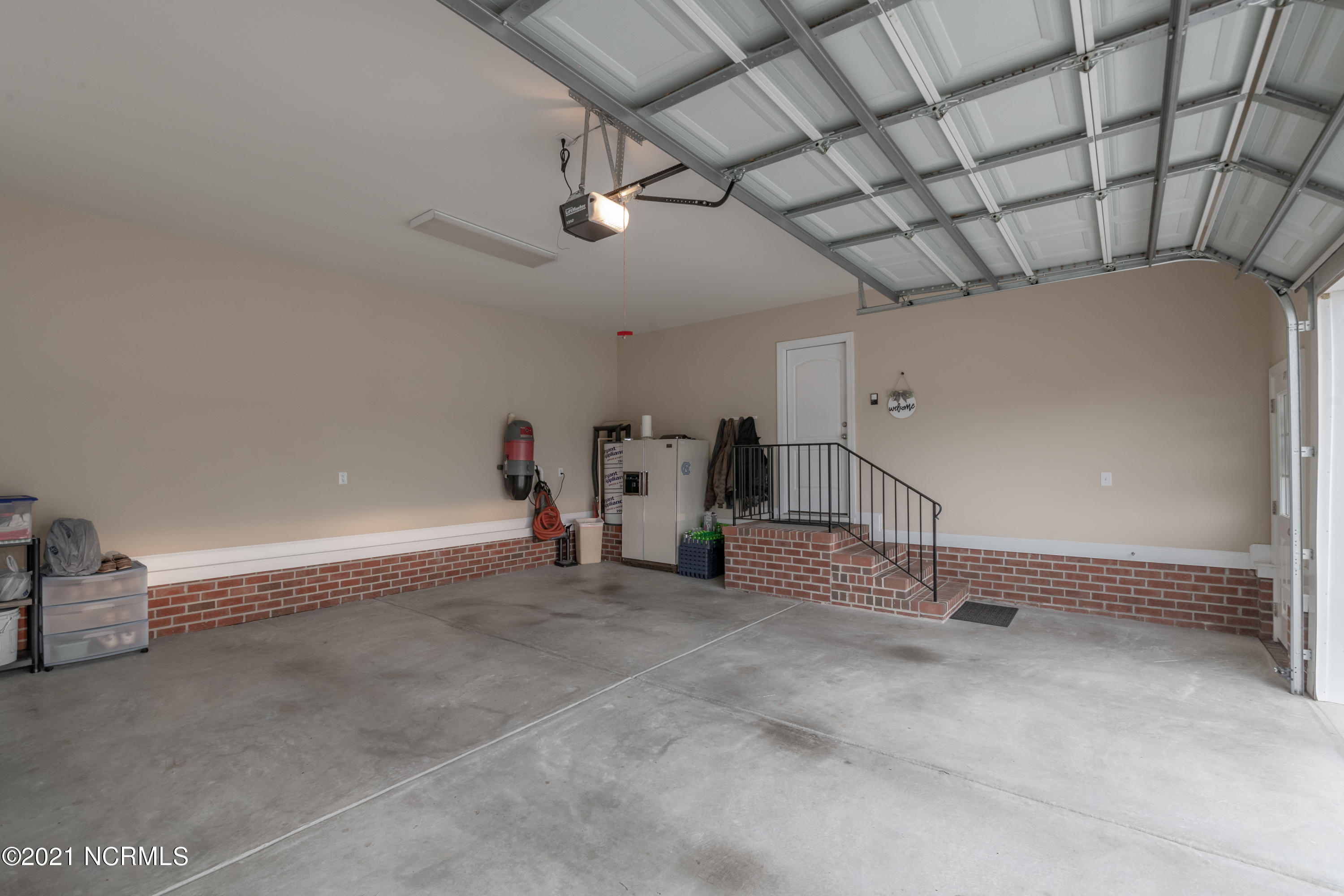 4265 Frank Price Church Road Wilson, NC 27893 - Photo 36 of 60 GARAGE