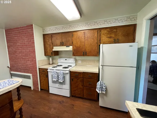 $467,500 | 40 Allen Avenue, Springfield, OR 97477