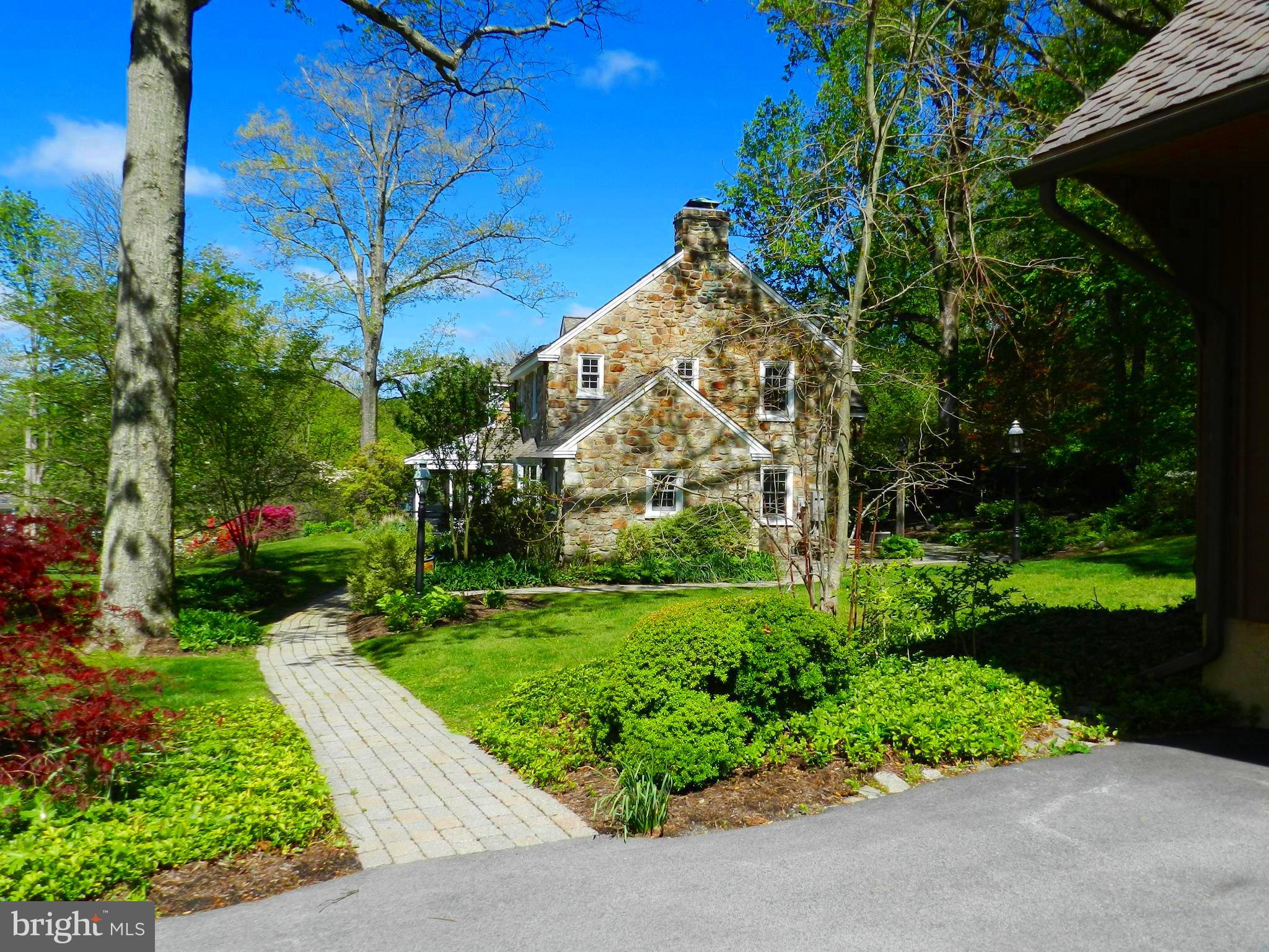 41 Boot Road Newtown Square, PA 19073 - Photo 17 of 84 SOLID Stone Home & 3 + car Garage