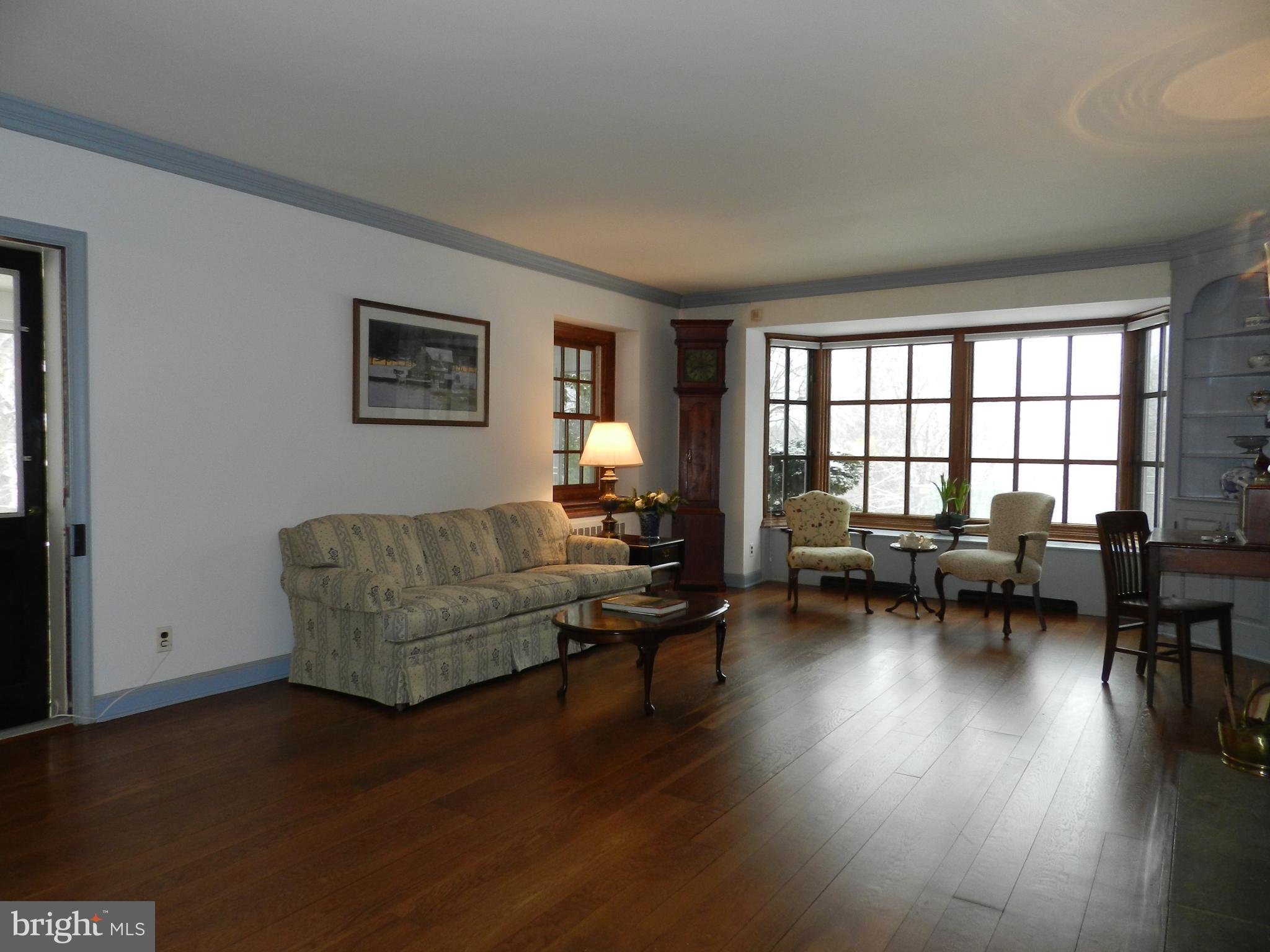 41 Boot Road Newtown Square, PA 19073 - Photo 22 of 84 Bay window & gleaming hdwd. flrs. in LR