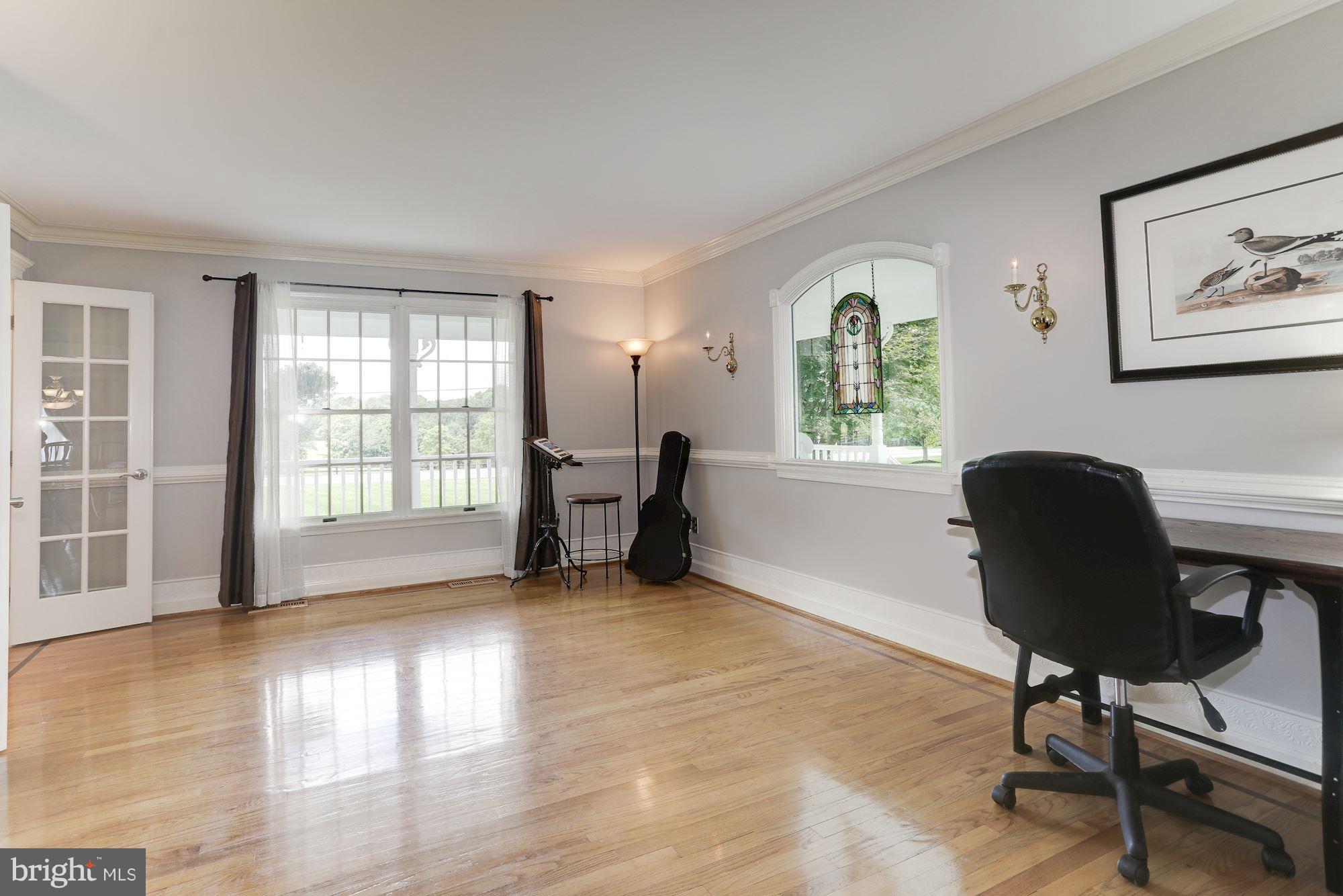 1539 Green Mill Road Finksburg, MD 21048 - Photo 11 of 30 Living Room