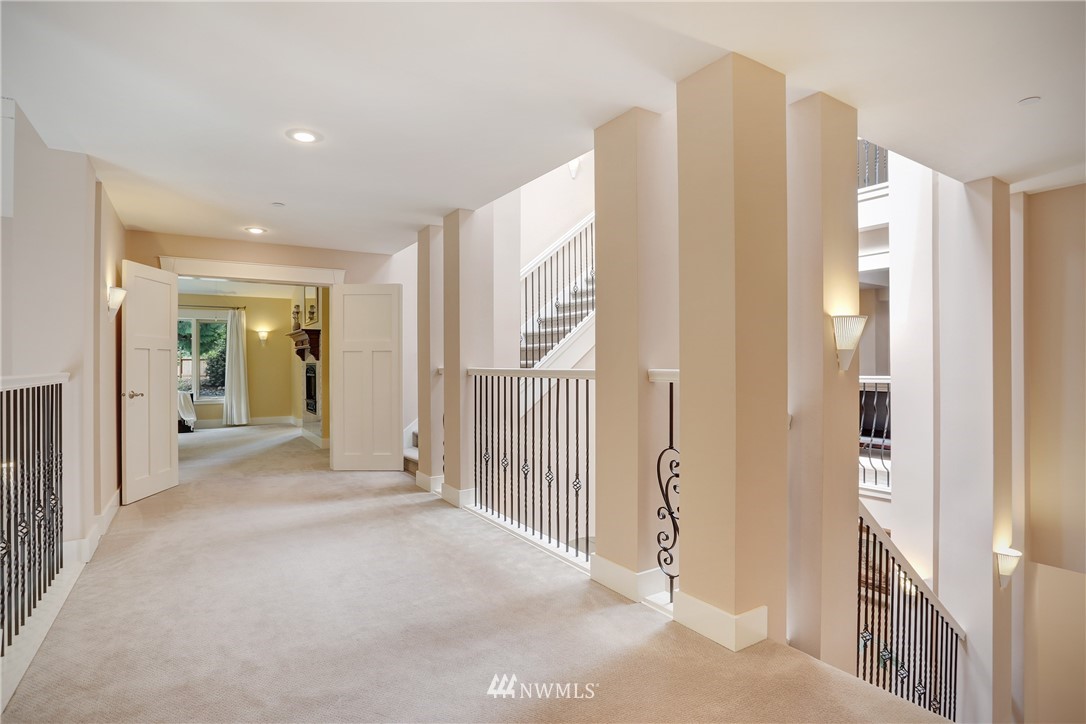 19420 Southeast 174th Street Renton, WA 98058 - Photo 14 of 25 Gallery Image 14