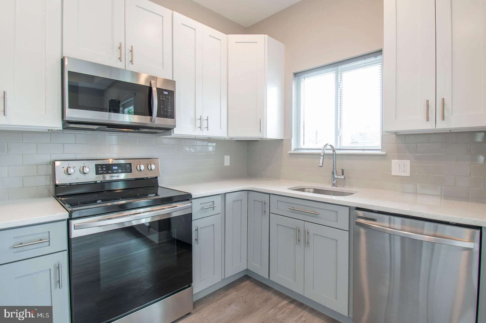 1206 North 24th Street, Unit B Philadelphia, PA 19121 - Photo 3 of 15