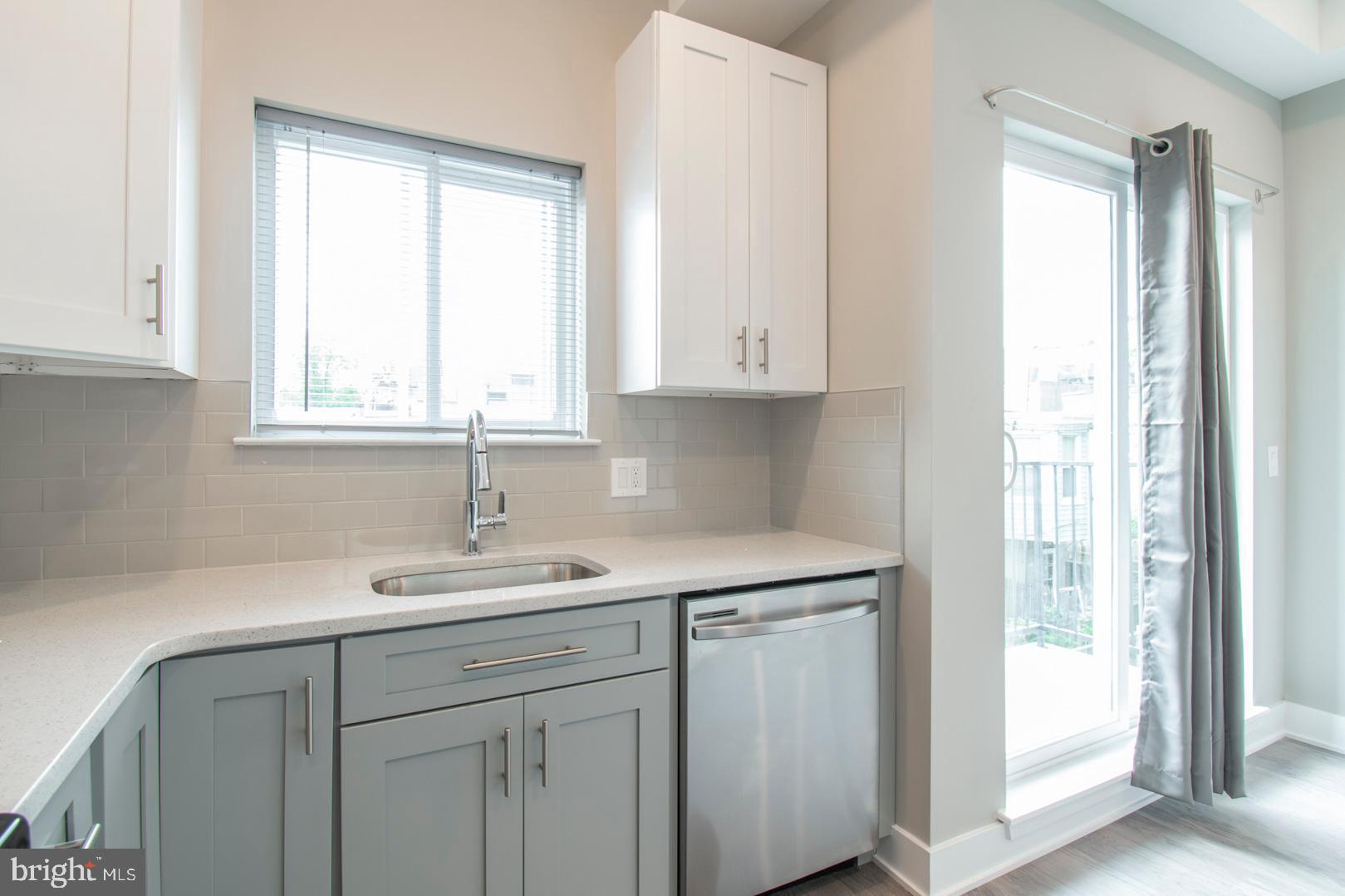 1206 North 24th Street, Unit B Philadelphia, PA 19121 - Photo 4 of 15