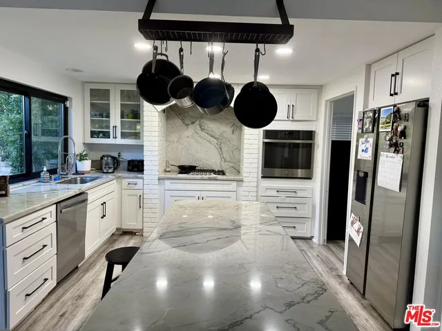 $6,675 | 6479 Bradley Place, Los Angeles, CA 90056