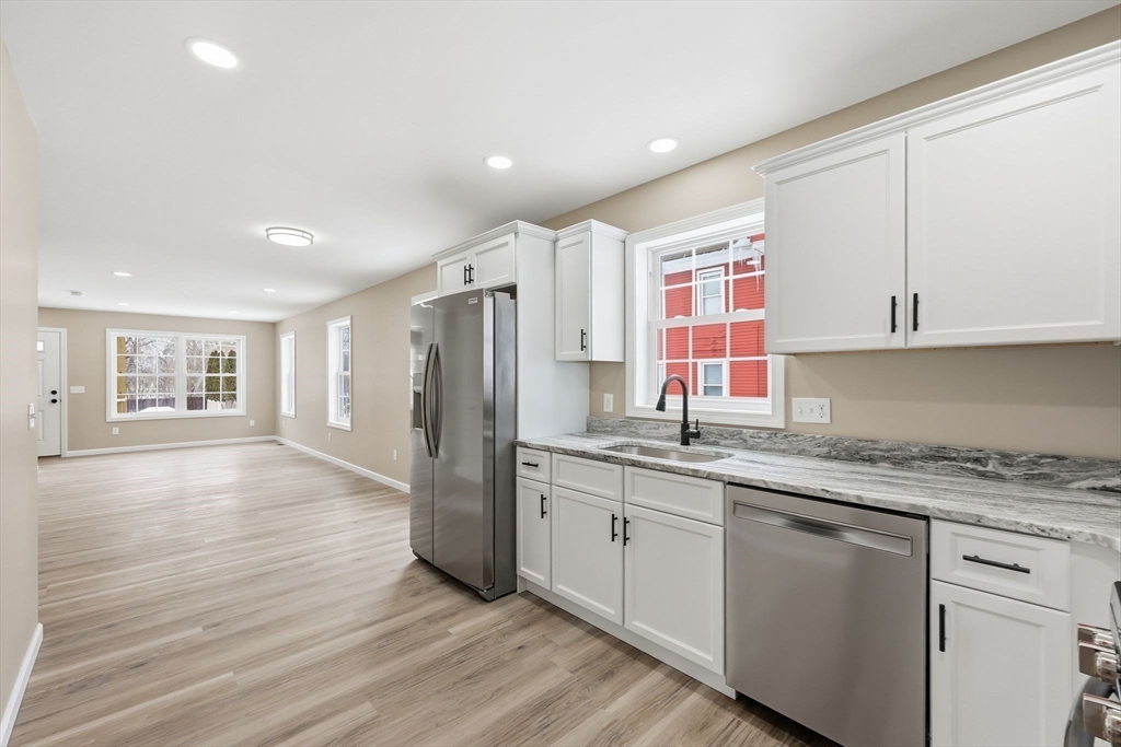 43-45 Leyfred Terrace Springfield, MA 01108 - Photo 19 of 35