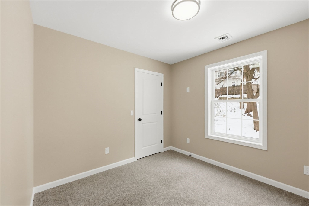 43-45 Leyfred Terrace Springfield, MA 01108 - Photo 28 of 35
