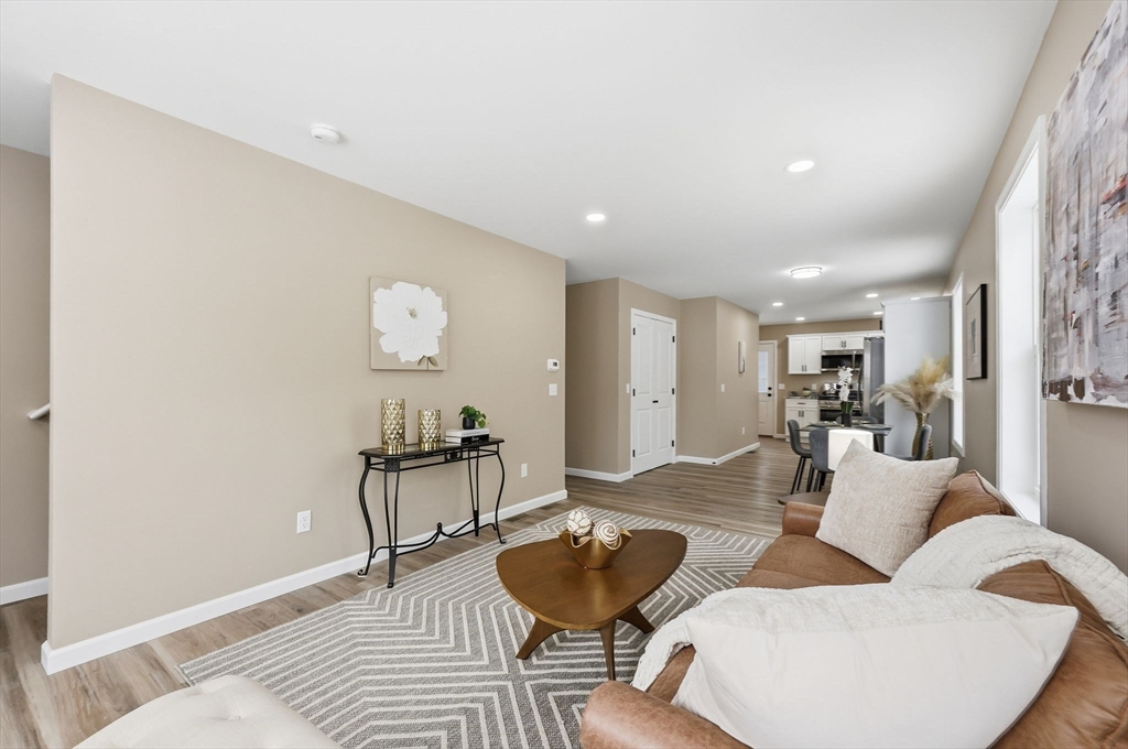 43-45 Leyfred Terrace Springfield, MA 01108 - Photo 5 of 35