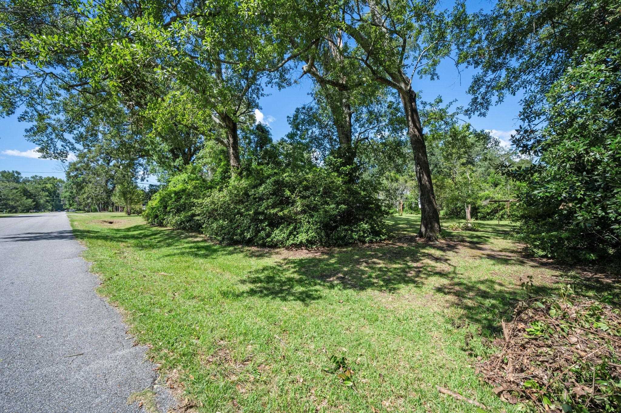 411 West 6th Street Bay Minette, AL 36507 - Photo 7 of 28 Community