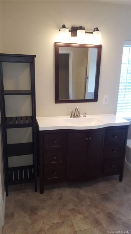 11006 Palestrina Road Charlotte, NC 28215 - Photo 17 of 23 Gallery Image 17