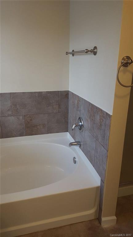 11006 Palestrina Road Charlotte, NC 28215 - Photo 18 of 23 Gallery Image 18
