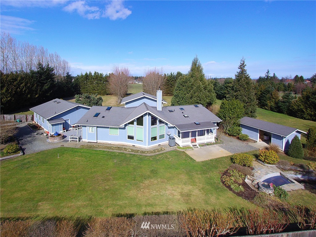93 Thunder Road Port Angeles, WA 98362 - Photo 1 of 25 Gallery Image 1