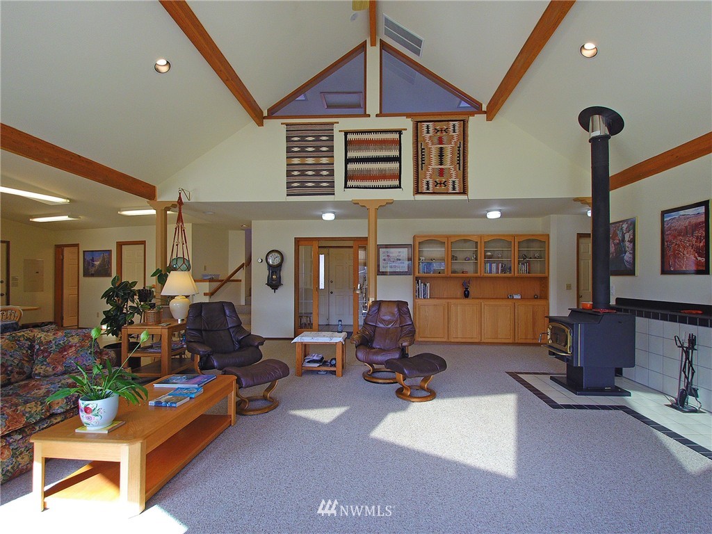 93 Thunder Road Port Angeles, WA 98362 - Photo 6 of 25 Gallery Image 6