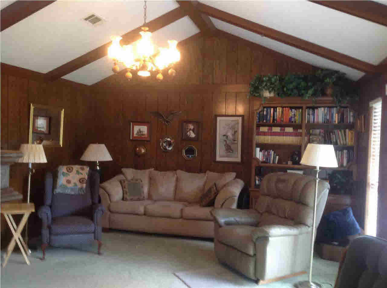 7056 Edgewater Drive Ridgeland, MS 39157 - Photo 5 of 15 family room