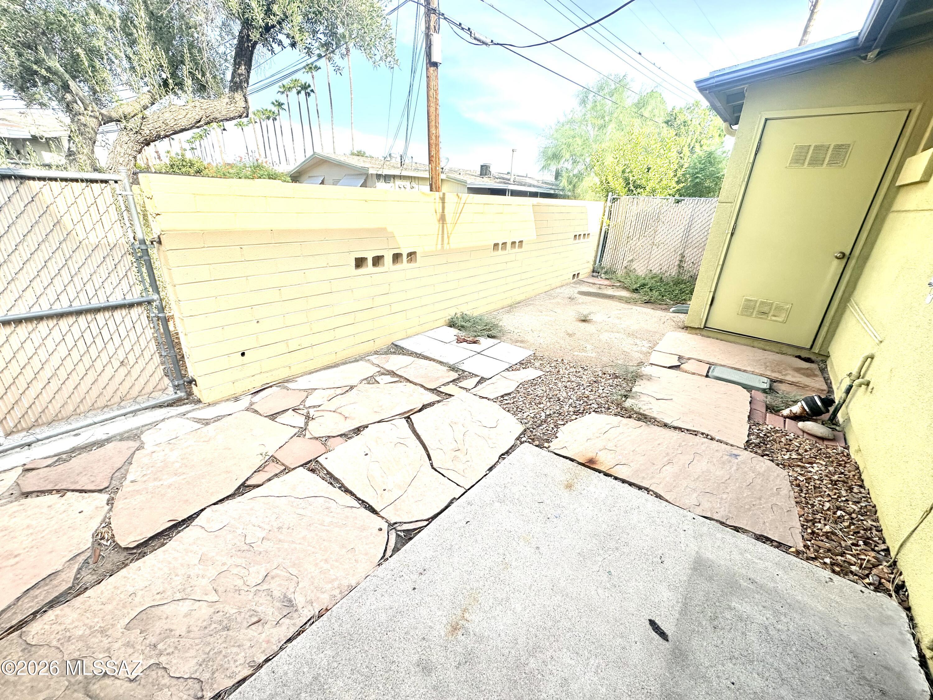 350 North Silverbell Road, Unit 94 Tucson, AZ 85745 - Photo 13 of 22 Backyard 1