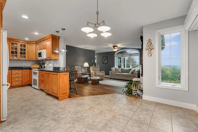 $559,000 | 220 Highway 14, East Montpelier, VT 05651