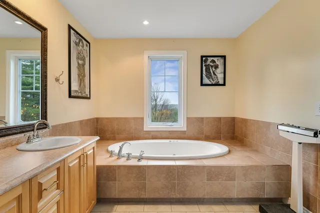 $559,000 | 220 Highway 14, East Montpelier, VT 05651