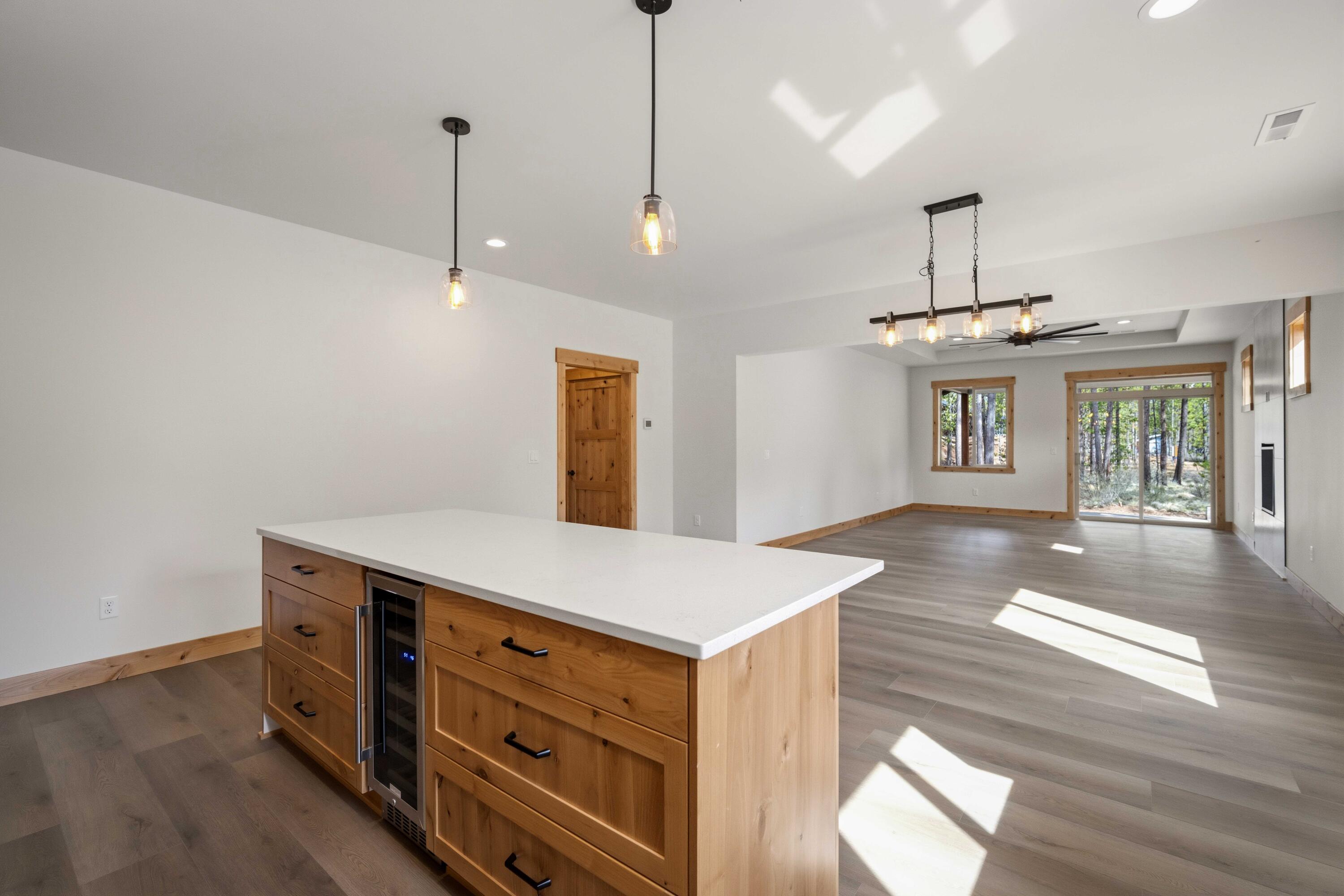17146 Covina Road Bend, OR 97707 - Photo 9 of 65