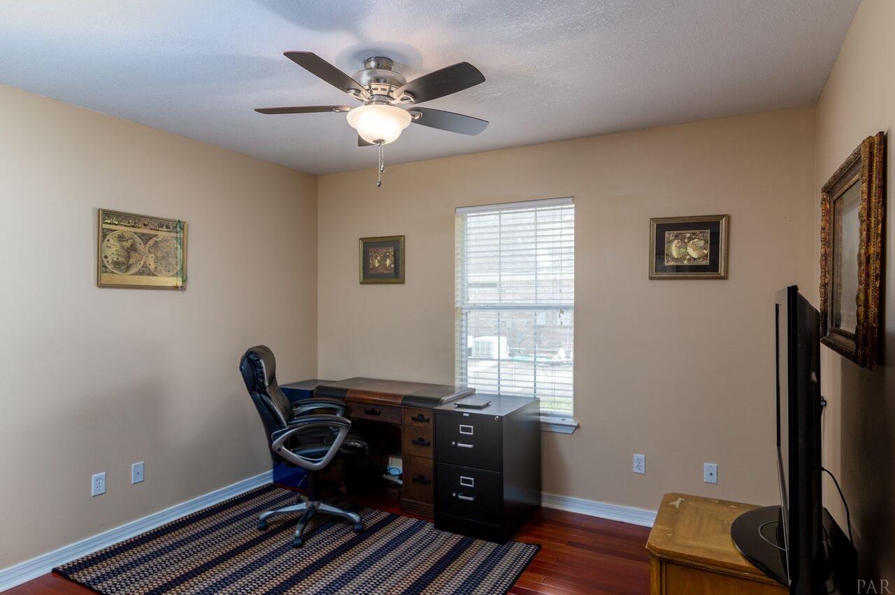 2382 Cove Road Navarre, FL 32566 - Photo 7 of 41