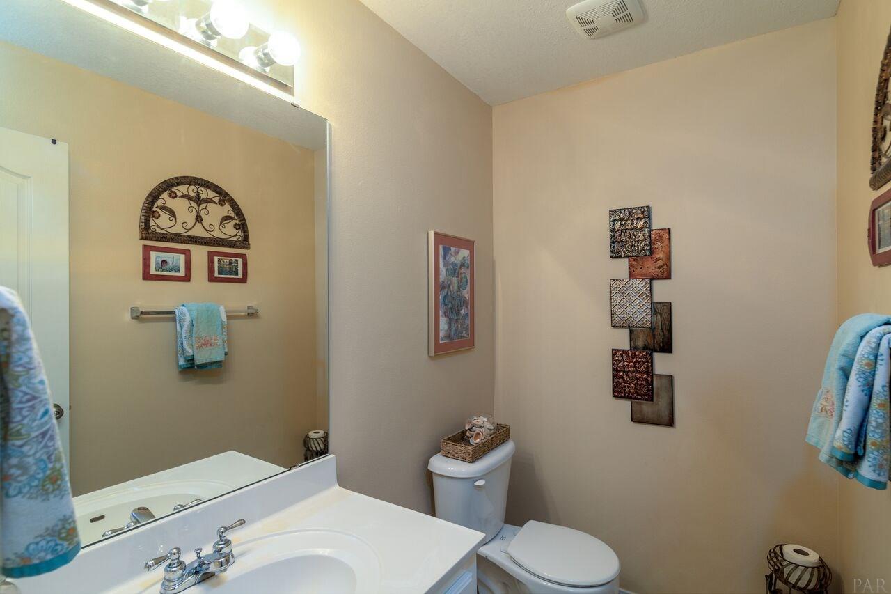 2382 Cove Road Navarre, FL 32566 - Photo 9 of 41