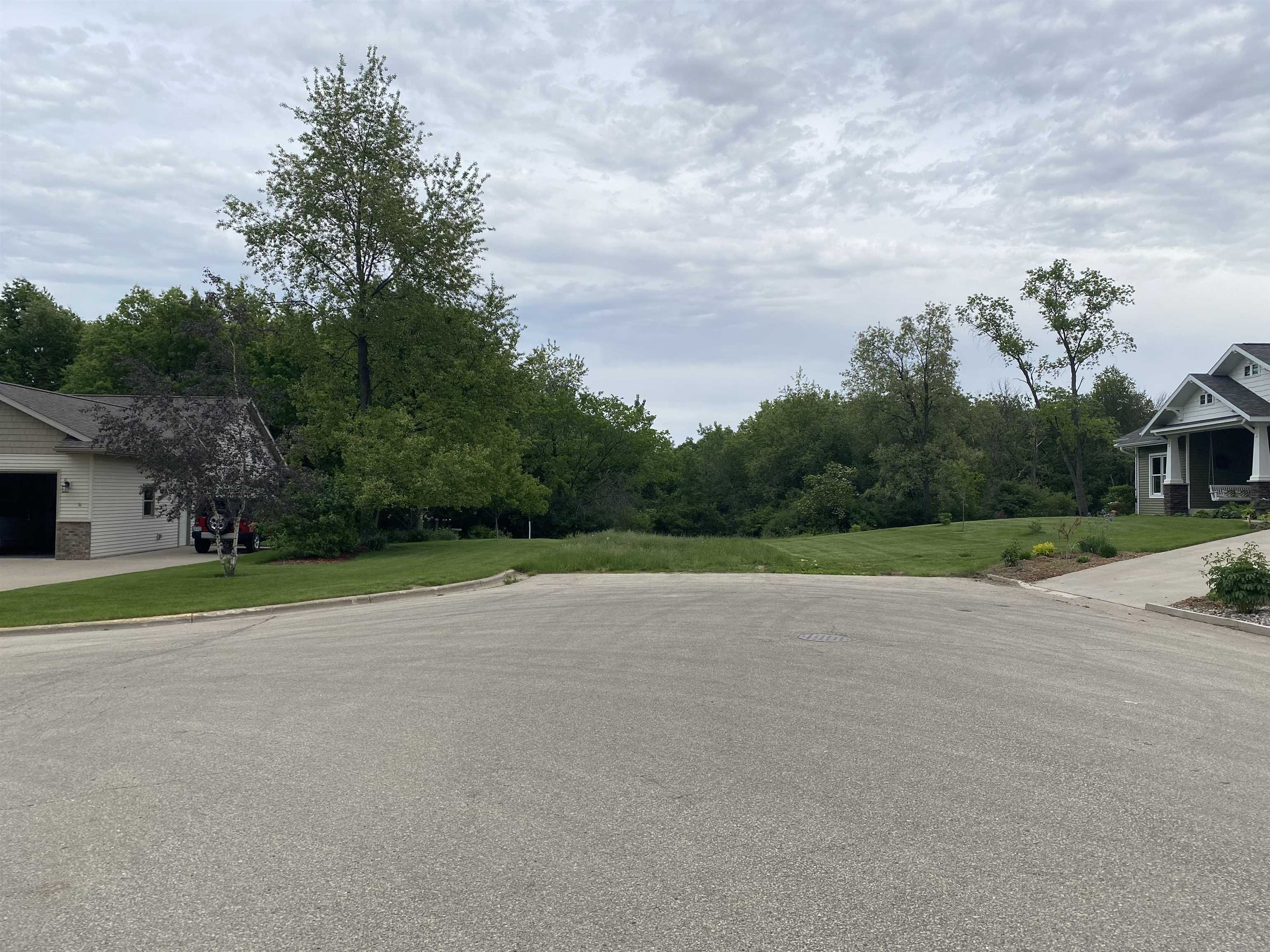 940 Calhoun Drive Platteville, WI 53818 - Photo 3 of 9