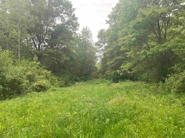 $199,000 | 940 Calhoun Drive, Platteville, WI 53818