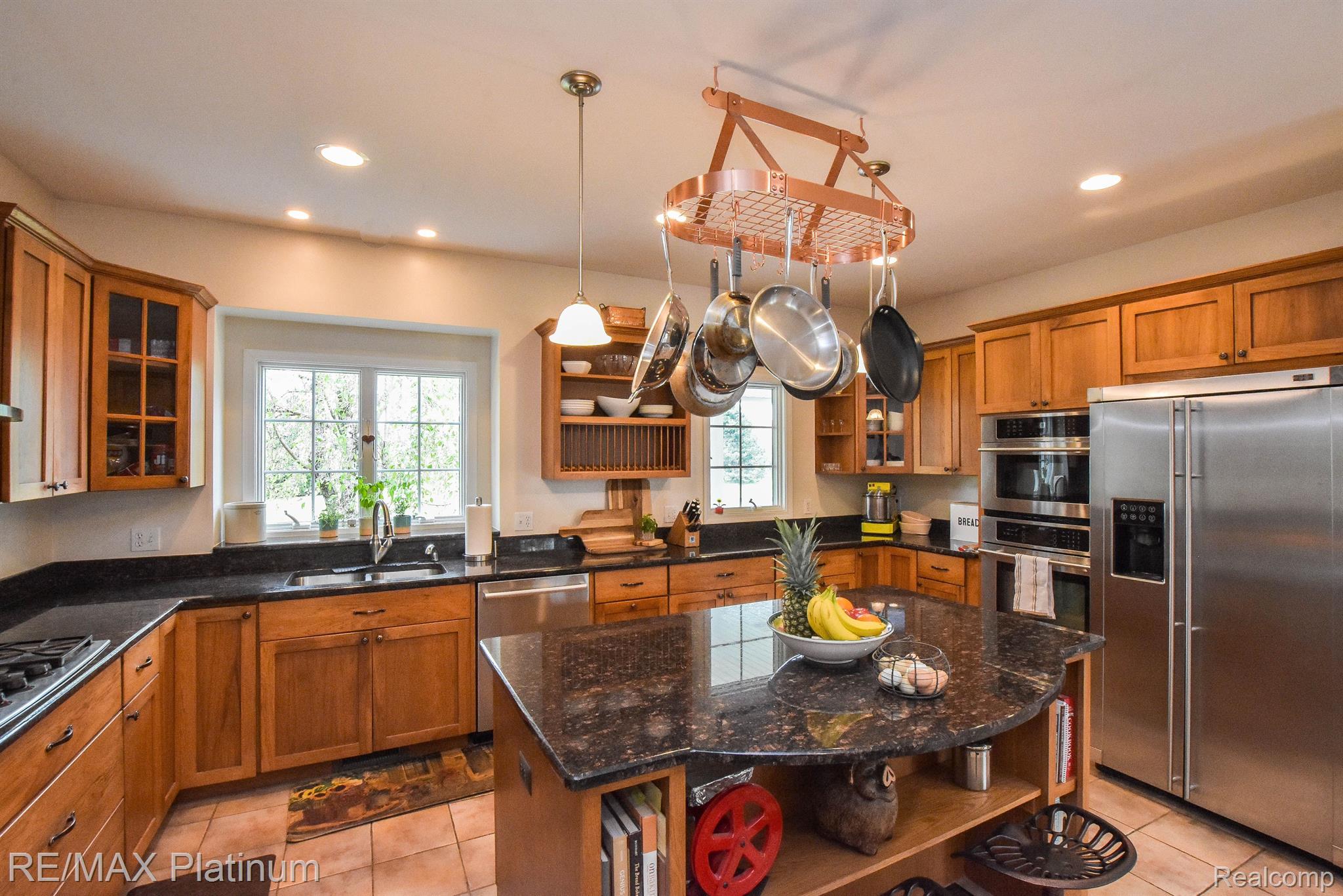 3101 Crooked Lake Road Howell, MI 48843 - Photo 19 of 54 Island with Seating