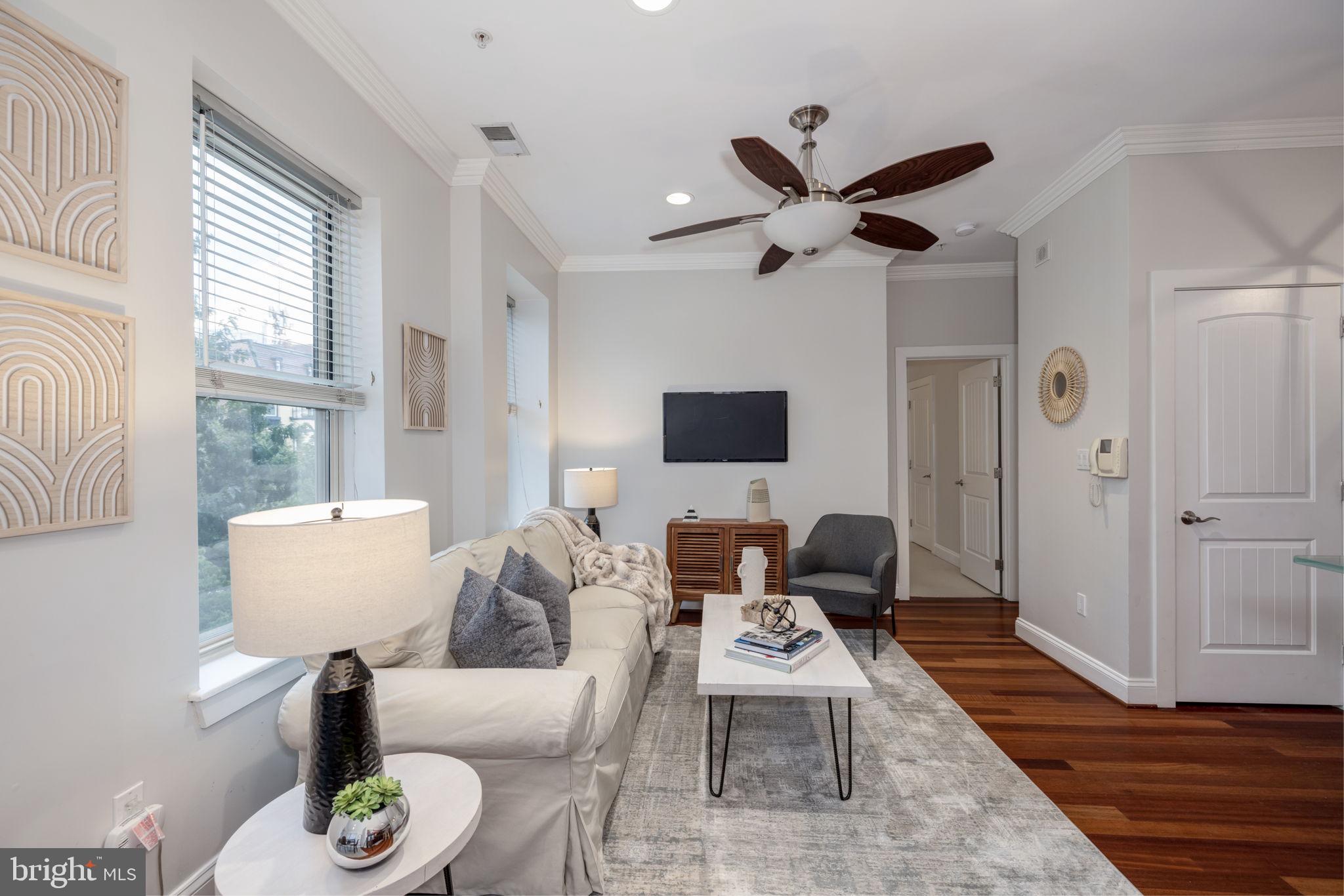 1464 Harvard Street Northwest, Unit 8 Washington, DC 20009 - Photo 5 of 22