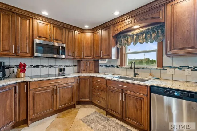 $600,000 | 2214 South 1600 Street, Preston, ID 83263