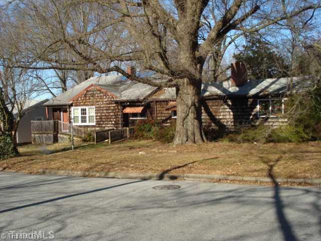 207 Beach Street High Point, NC 27260 - Photo 1 of 13 Exterior Front.