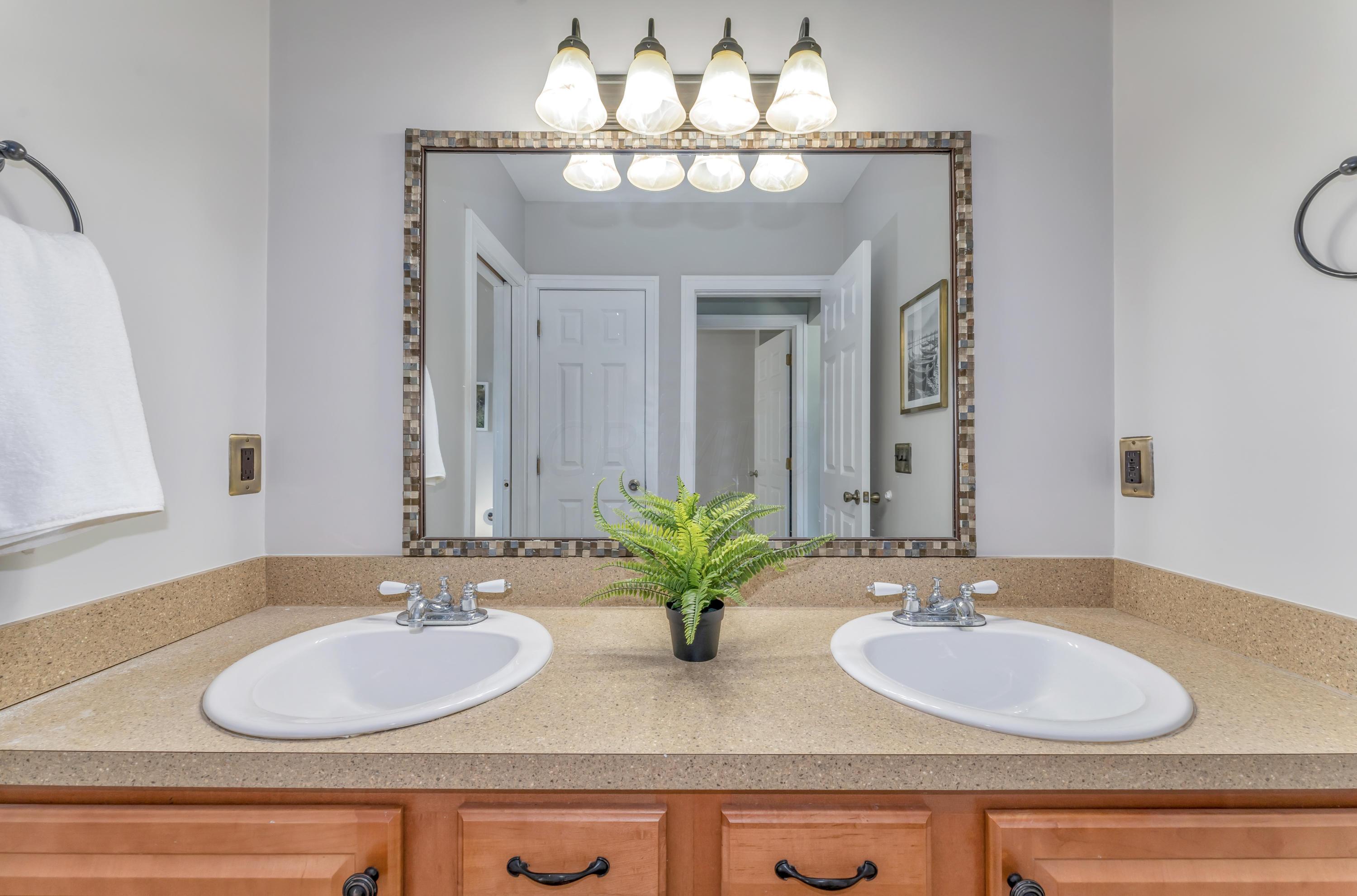 137 South Ardmore Road Columbus, OH 43209 - Photo 35 of 74