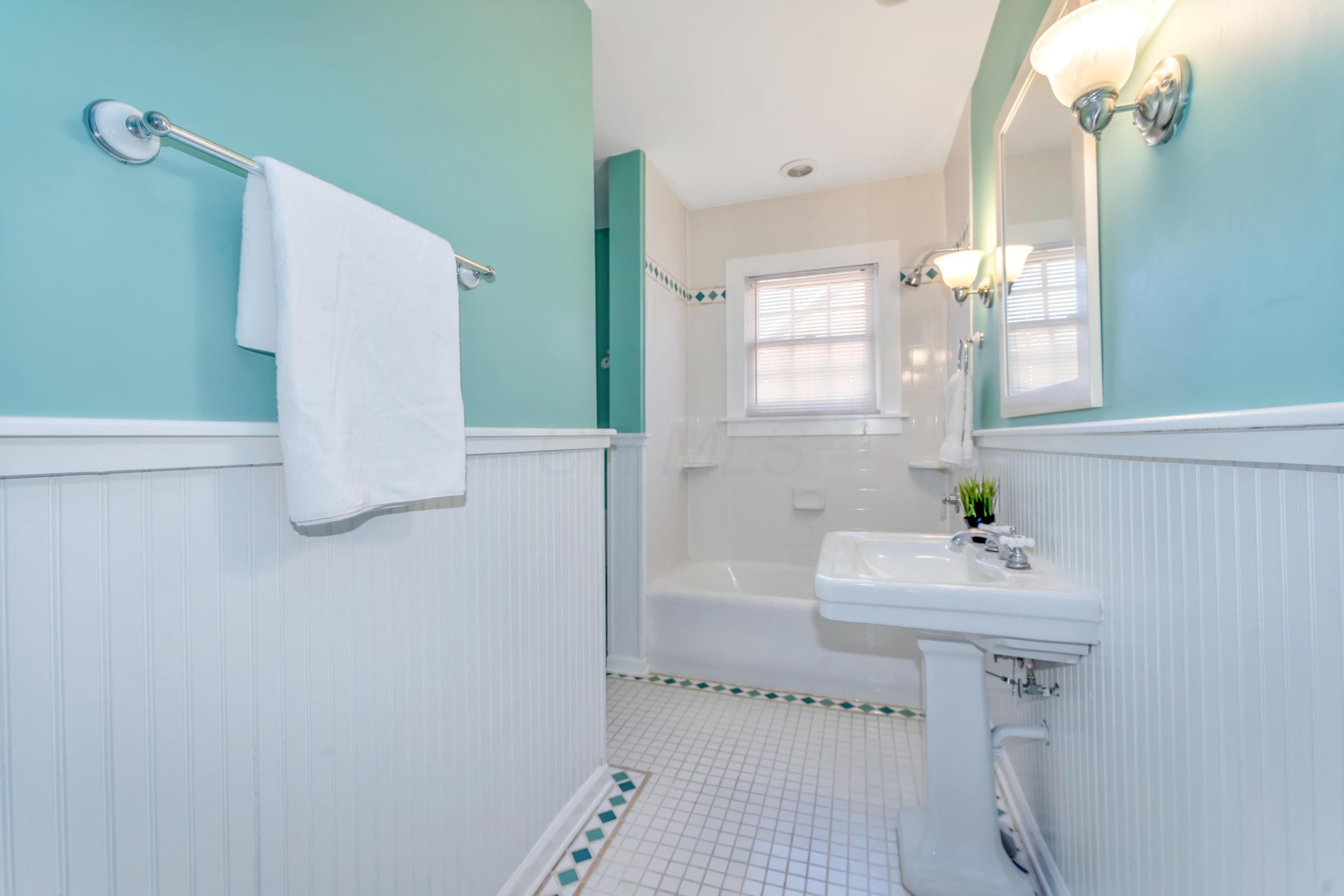 137 South Ardmore Road Columbus, OH 43209 - Photo 38 of 74