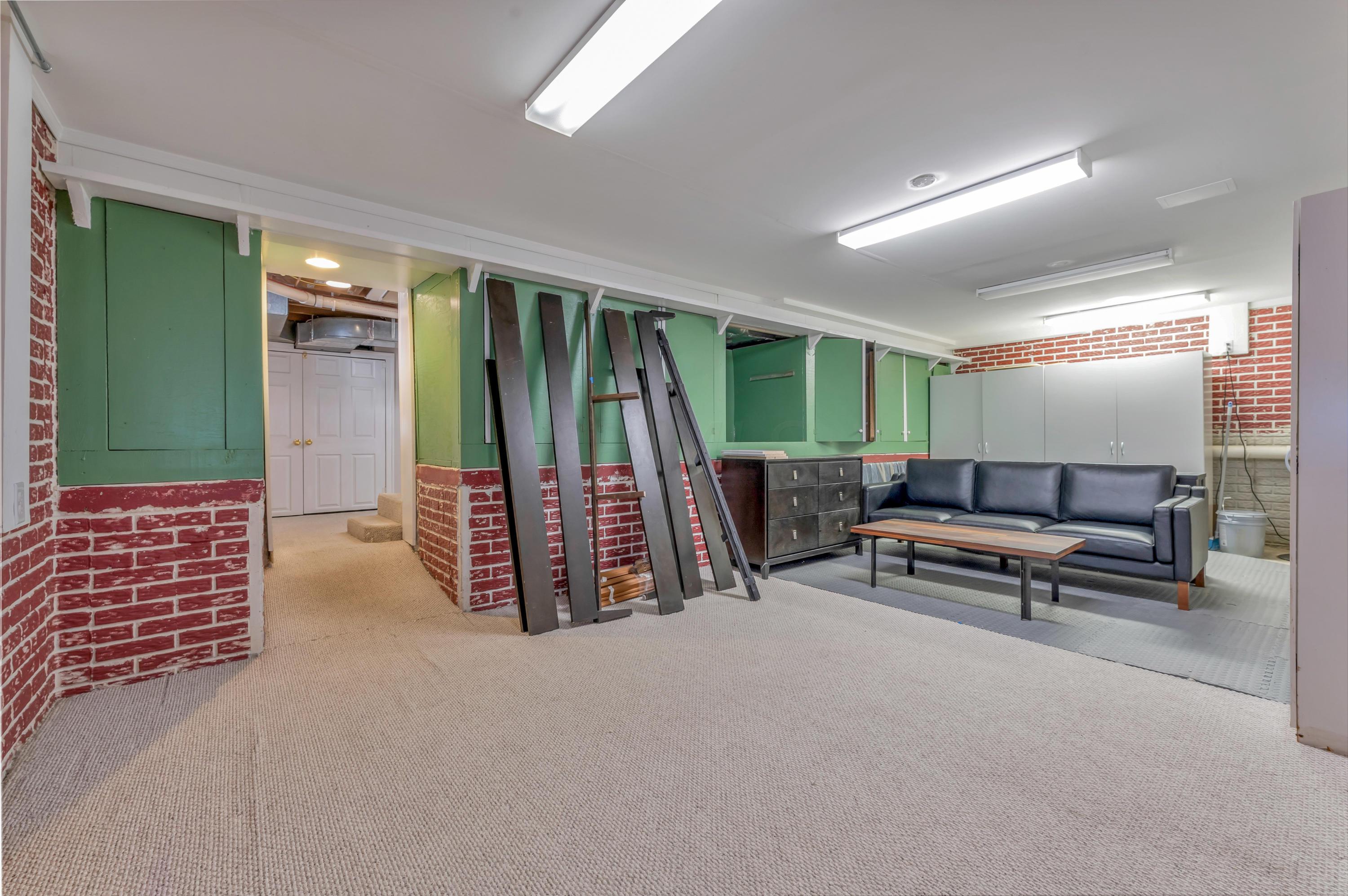 137 South Ardmore Road Columbus, OH 43209 - Photo 50 of 74