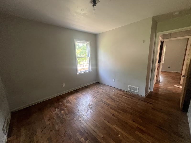 3501 Fleming Road Flint, MI 48504 - Photo 13 of 20 50178734-5a0b4f62-6a1f-4948-b221-bc83b1d902aa.JPG